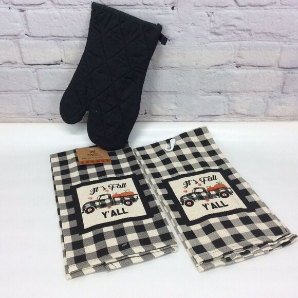 "It's Fall Y'all" 3 Piece Kitchen Set Black/White Buffalo Check Truck & Pumpkins - Picture 2 of 7